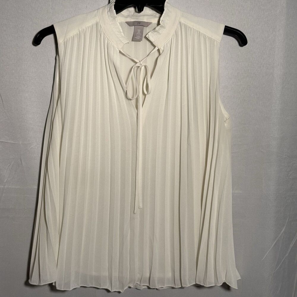 H&M Pleated Blouse Small Cream Sleeveless Tie Neck Flowy Top Casual Office